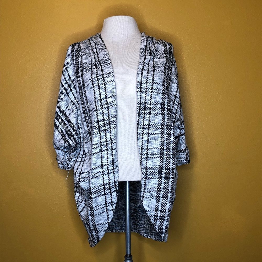 Charlotte Russe Sweater Black White Dolman Cardigan XS
